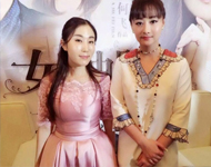 高潔與臺(tái)灣影星陳德容合影