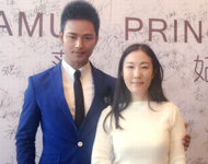 高潔與黃曉明模仿秀合影